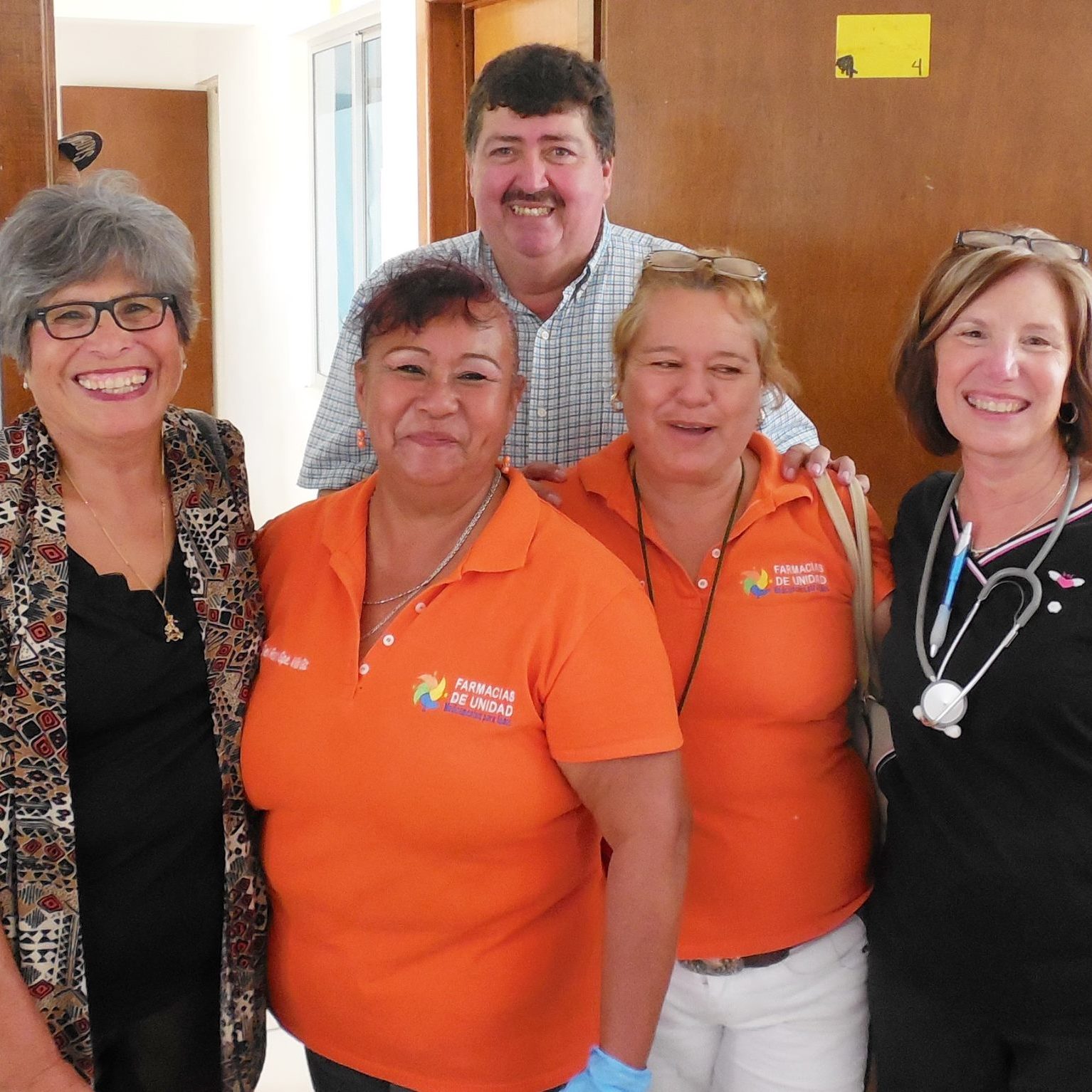 Dr. Valdes of Mexico stops by the pharmacy- pictured here with AMO volunteers Gricelda and Skoshi, and DIF staff.