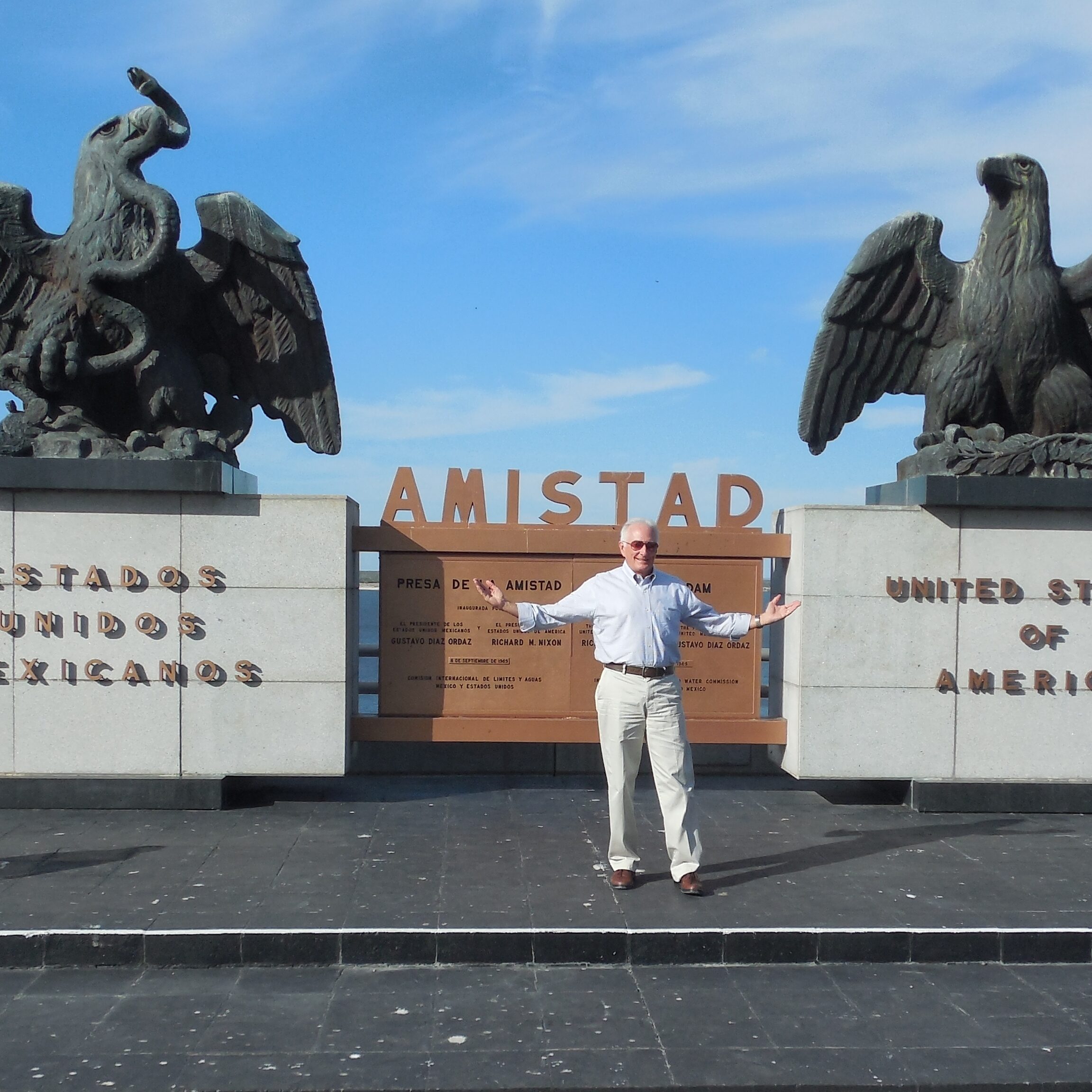 This year Dr. Doug Johnson accompanied AMO to Acuña to assist in the 2016 Medical Mission!